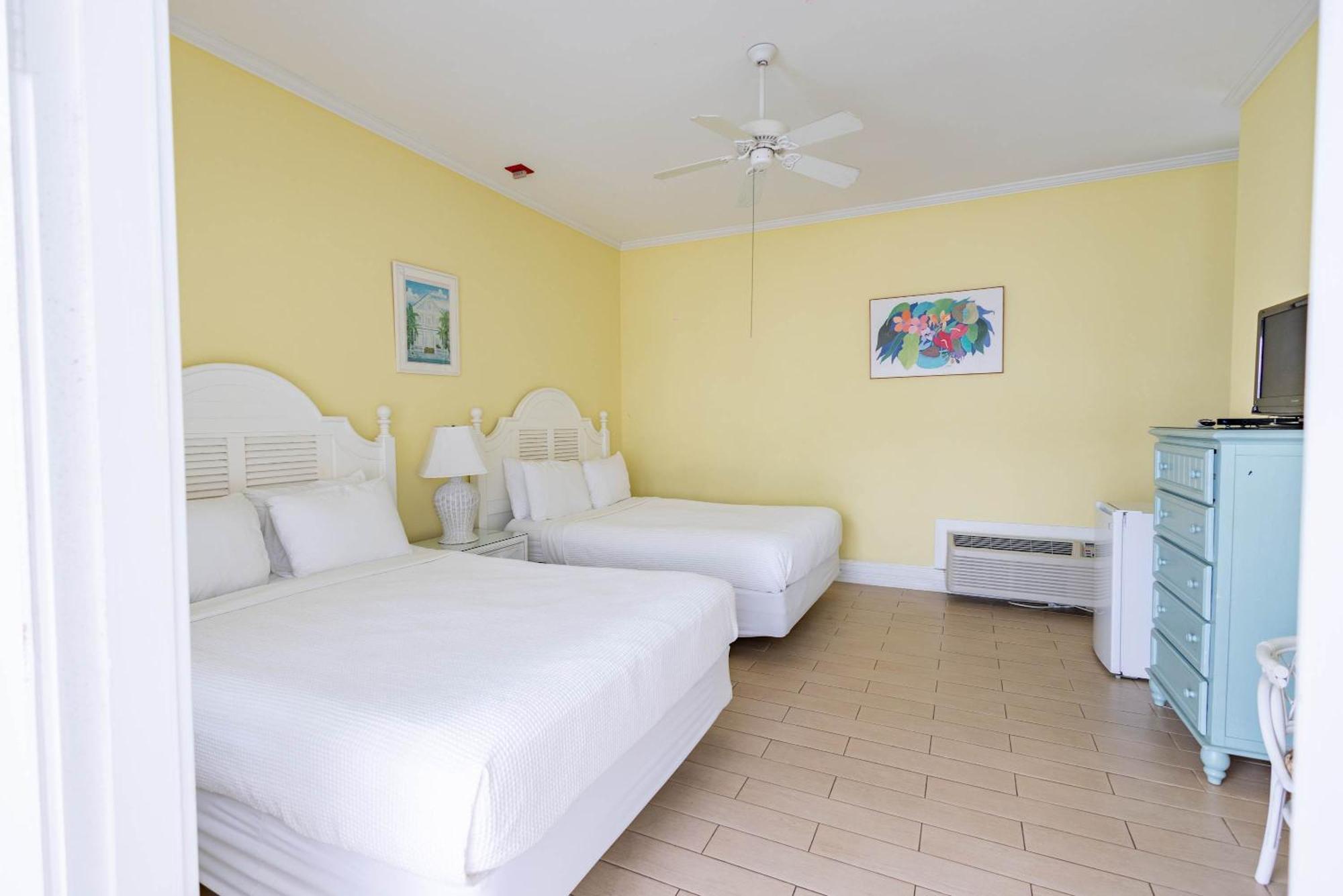 Deluxe Queen At The Curry Mansion - Parking & Heated Pool! Key West Exterior photo
